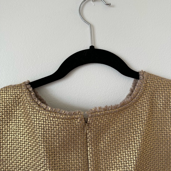 Banana Republic Women’s Gold Top Size L Weave Textured Metallic Shell Blouse - Picture 6 of 8